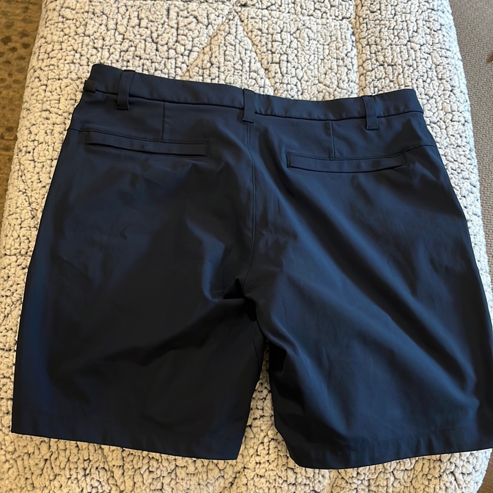 LULULEMON KHAKI SHORTS